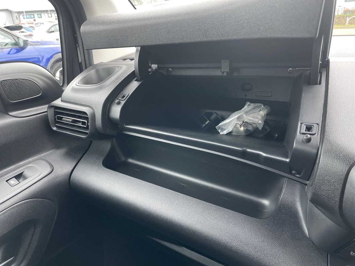 Used Vauxhall Combo Life 2023 for sale - 76837517: Photo 37