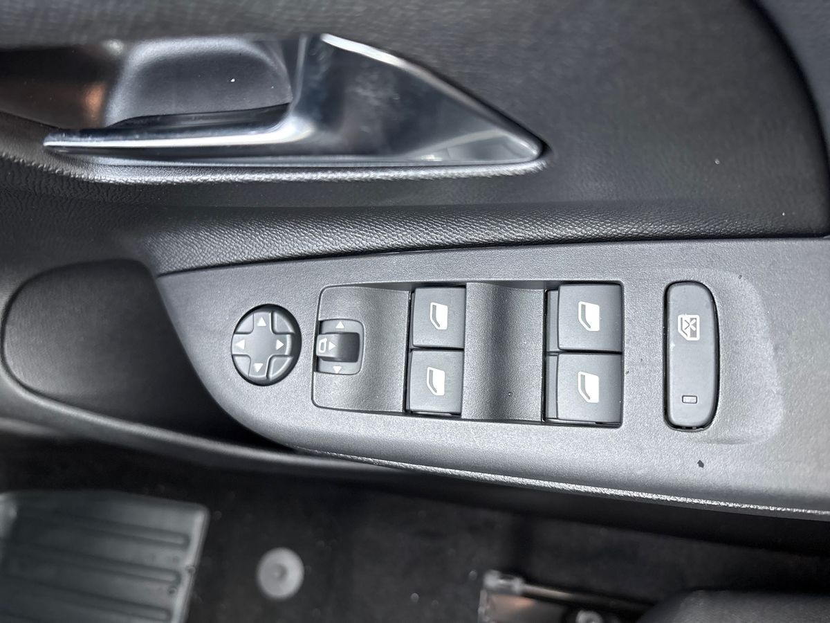 Used Vauxhall Corsa 2025 for sale - 76799623: Photo 14