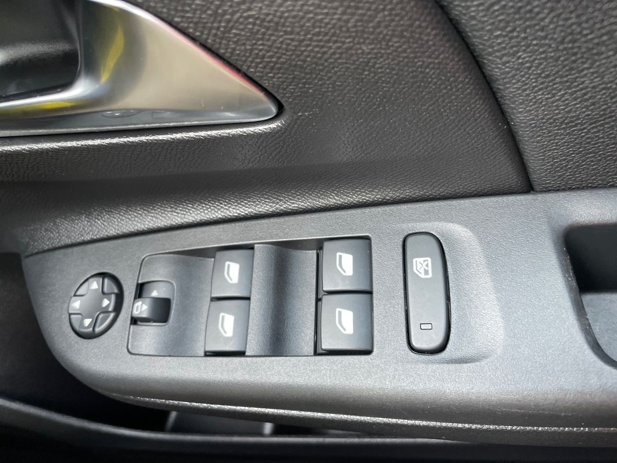 Used Vauxhall Corsa 2023 for sale - 76785457: Photo 14