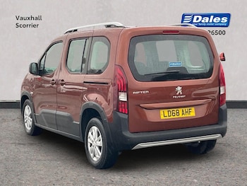 Used Peugeot Rifter 2019 for sale - 76413803: Photo