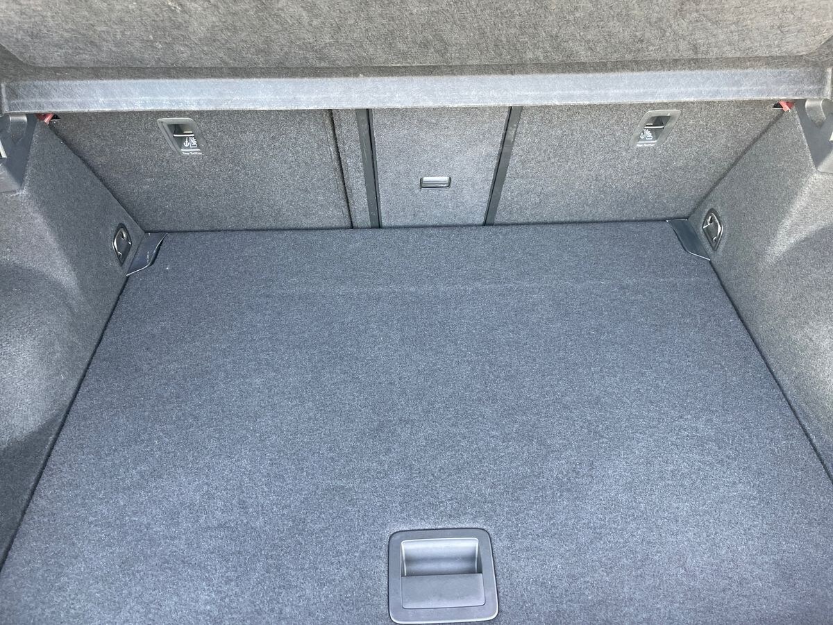 Used Volkswagen T-Roc 2023 for sale - 77906962: Photo 21