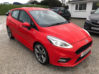 Used Ford Fiesta 2018 for sale - 77569999: Photo