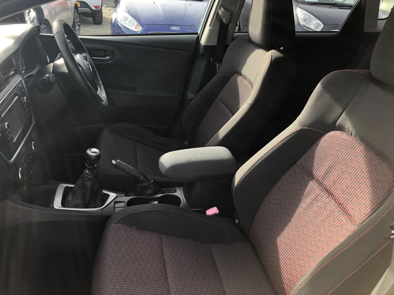 Used Toyota Auris 2013 for sale - 76575231: Photo 15