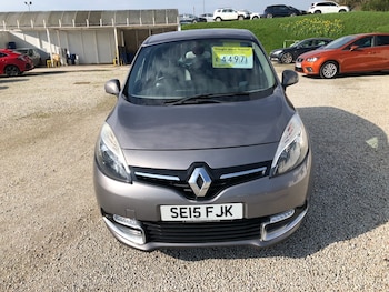 Used Renault Scenic 2015 for sale - 77592178: Photo