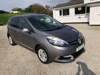 Used Renault Scenic 2015 for sale - 77592178: Photo