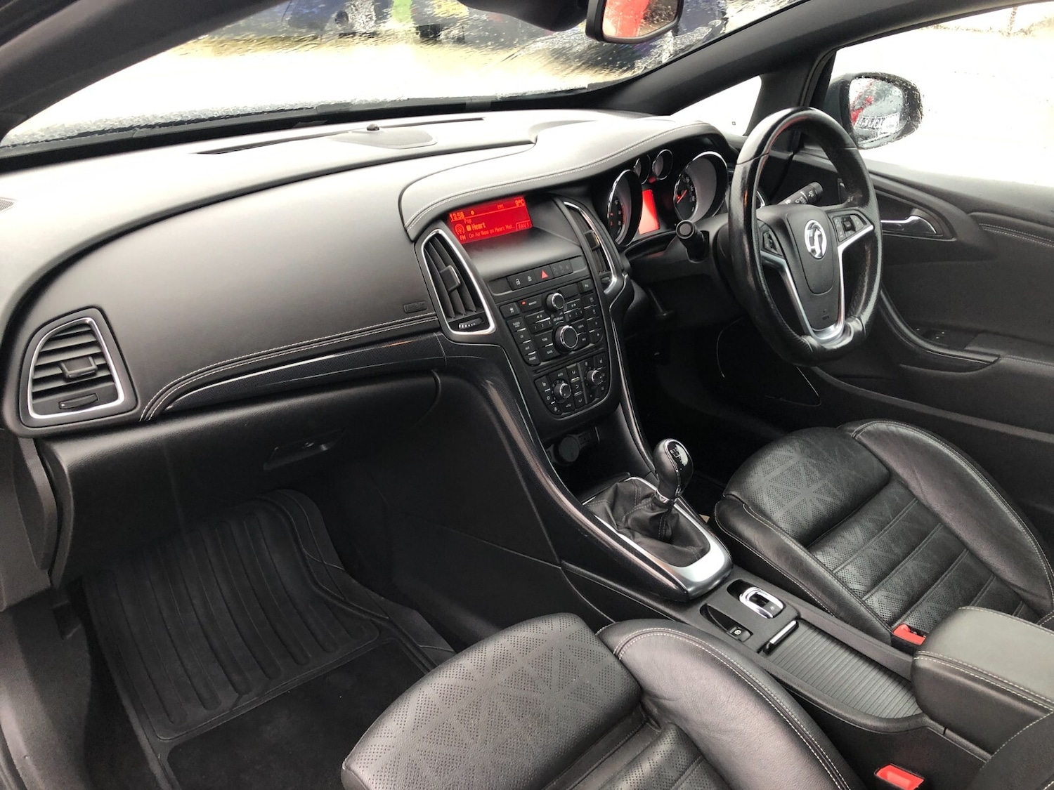 Used Vauxhall Cascada 2017 for sale - 77428066: Photo 12