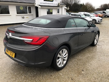 Used Vauxhall Cascada 2017 for sale - 77428066: Photo