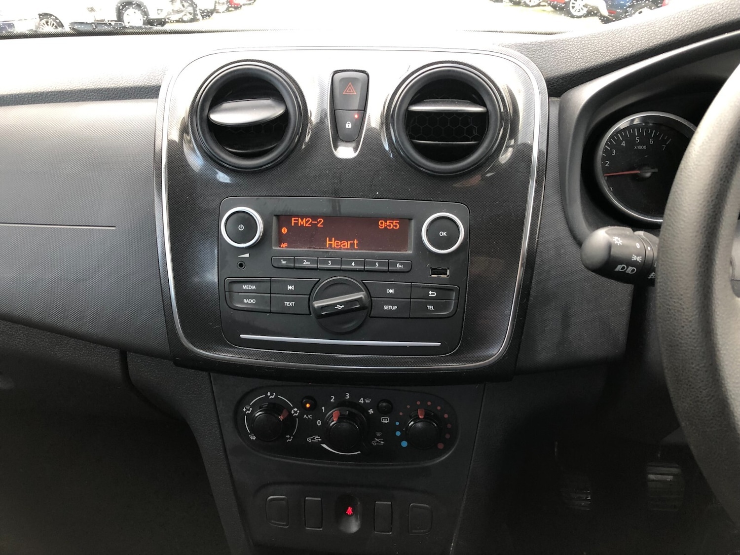 Used Dacia Sandero 2018 for sale - 76602902: Photo 10