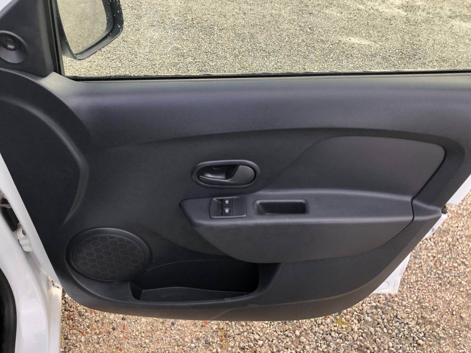 Used Dacia Sandero 2018 for sale - 76602902: Photo 16