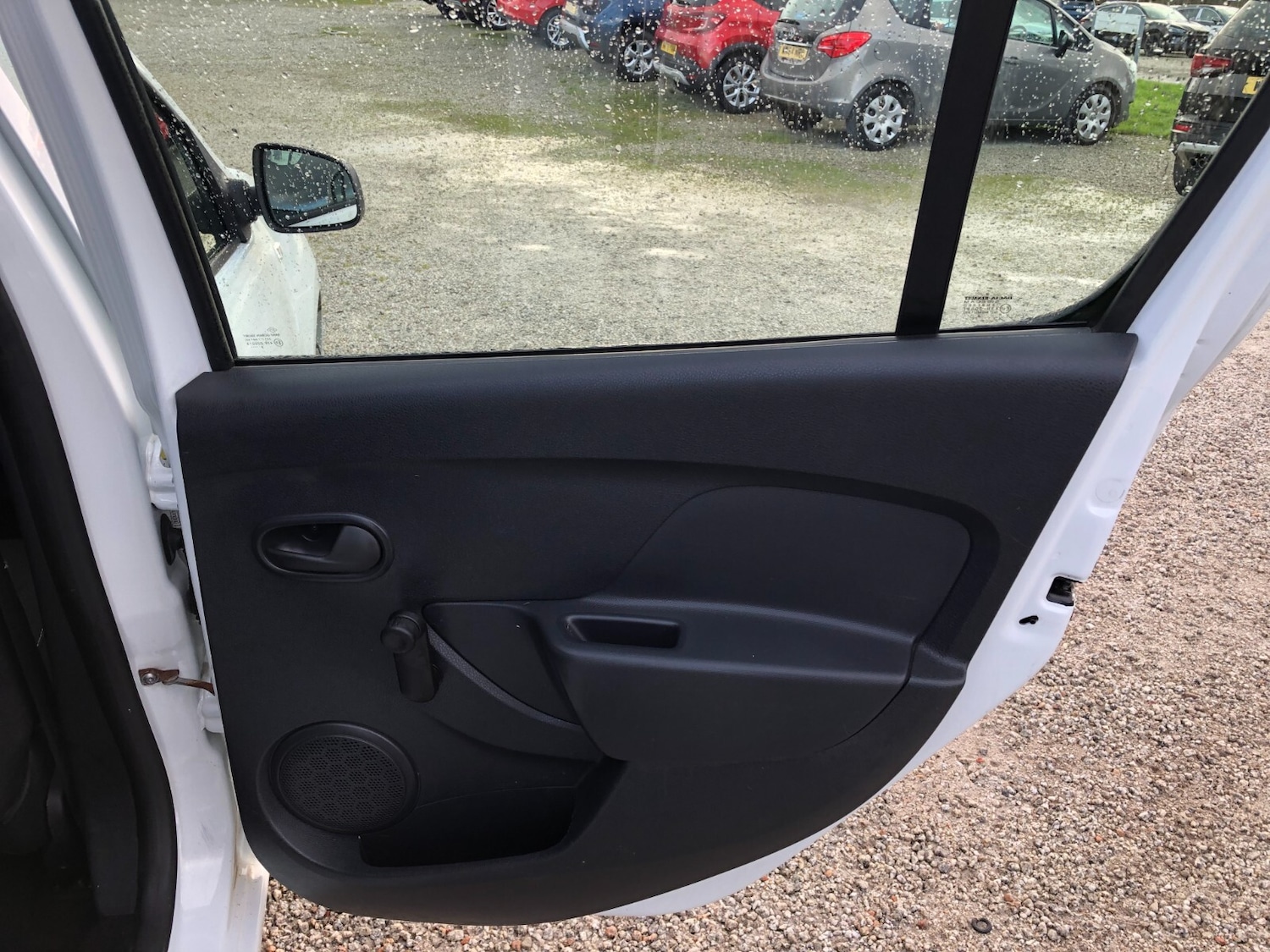 Used Dacia Sandero 2018 for sale - 76602902: Photo 18