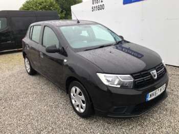 Used Dacia Sandero 2017 for sale - 74930272: Photo