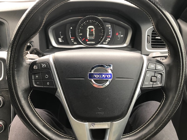 Used Volvo S60 2016 for sale - 76244420: Photo 9