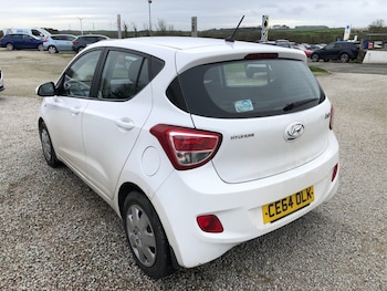 Used Hyundai i10 2014 for sale - 77010552: Photo