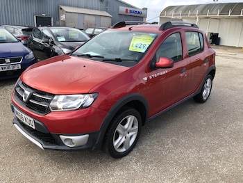 Used Dacia Sandero Stepway 2016 for sale - 77841502: Photo