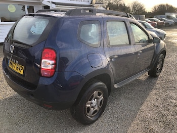 Used Dacia Duster 2017 for sale - 77367030: Photo