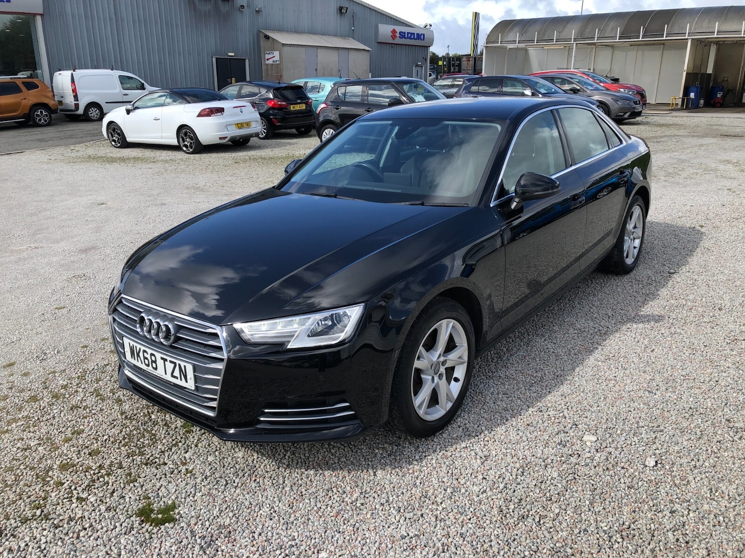 Used Audi A4 2018 for sale - 77339339: Photo 3