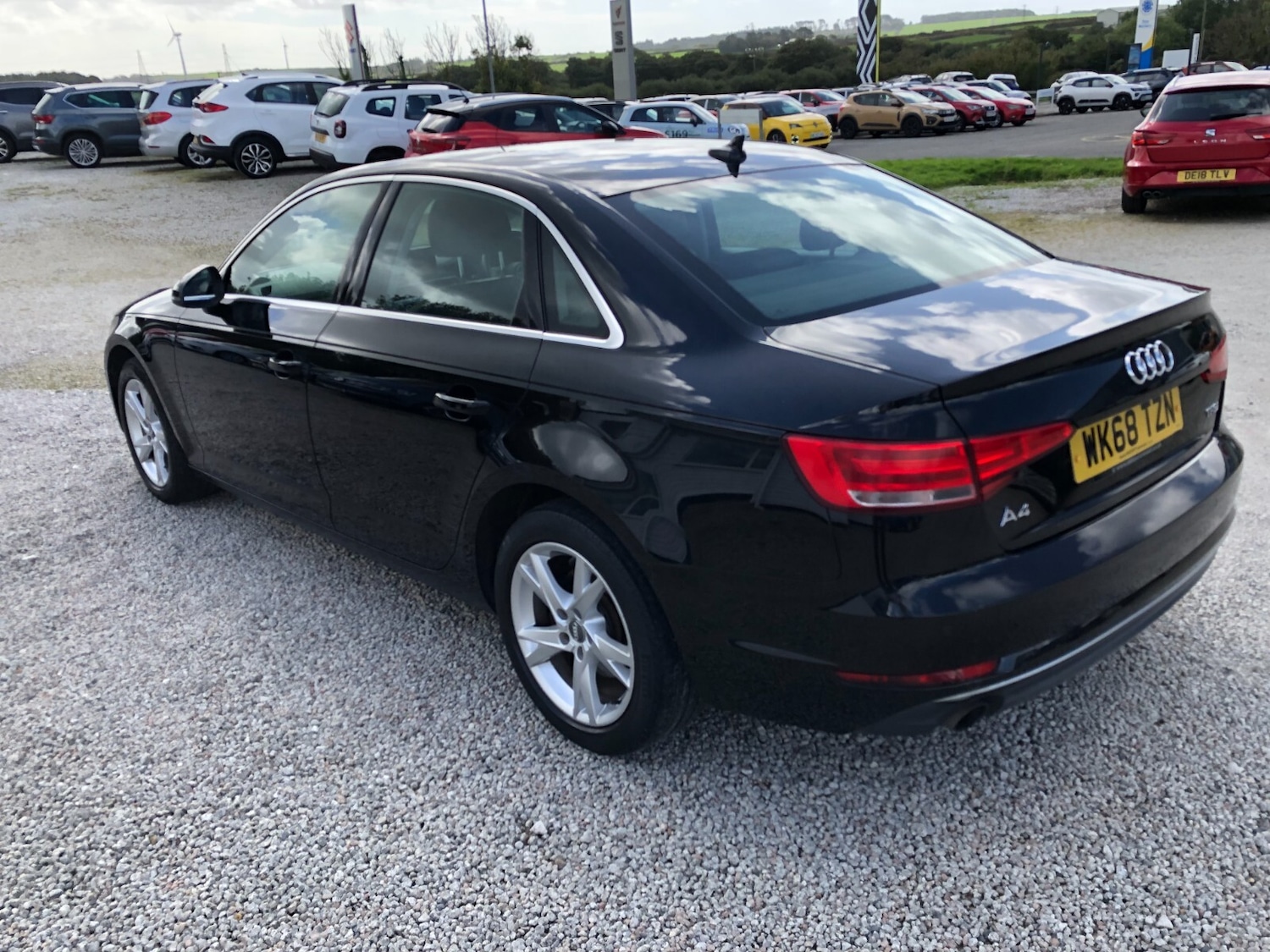 Used Audi A4 2018 for sale - 77339339: Photo 7