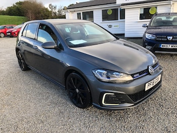 Used Volkswagen Golf 2018 for sale - 77005111: Photo