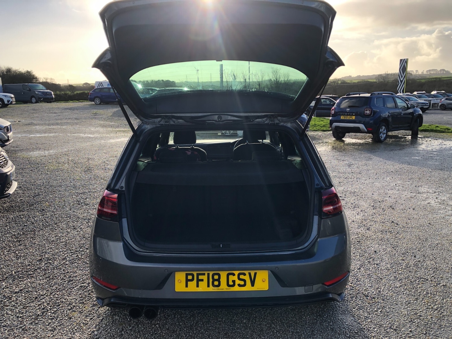 Used Volkswagen Golf 2018 for sale - 77005111: Photo 9