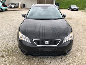 SEAT - Leon