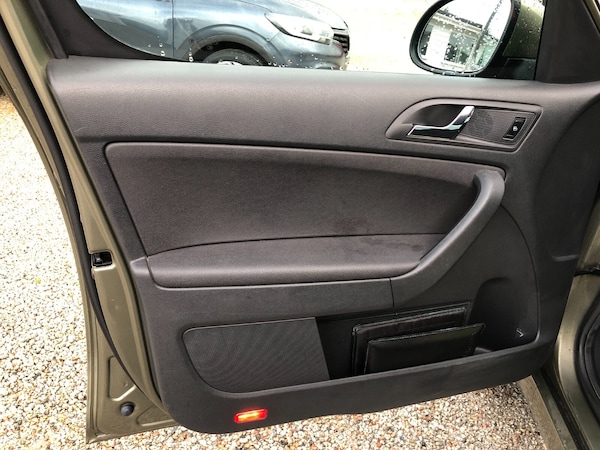 Used Skoda Yeti 2015 for sale - 75734960: Photo 17