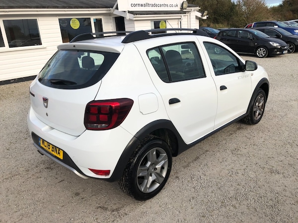 Used Dacia Sandero Stepway 2018 for sale - 76297455: Photo 5