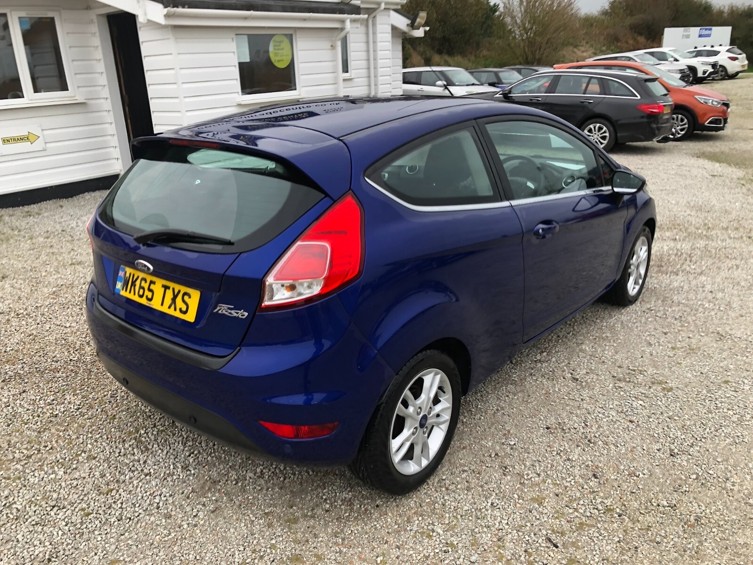 Used Ford Fiesta 2015 for sale - 76479892: Photo 3