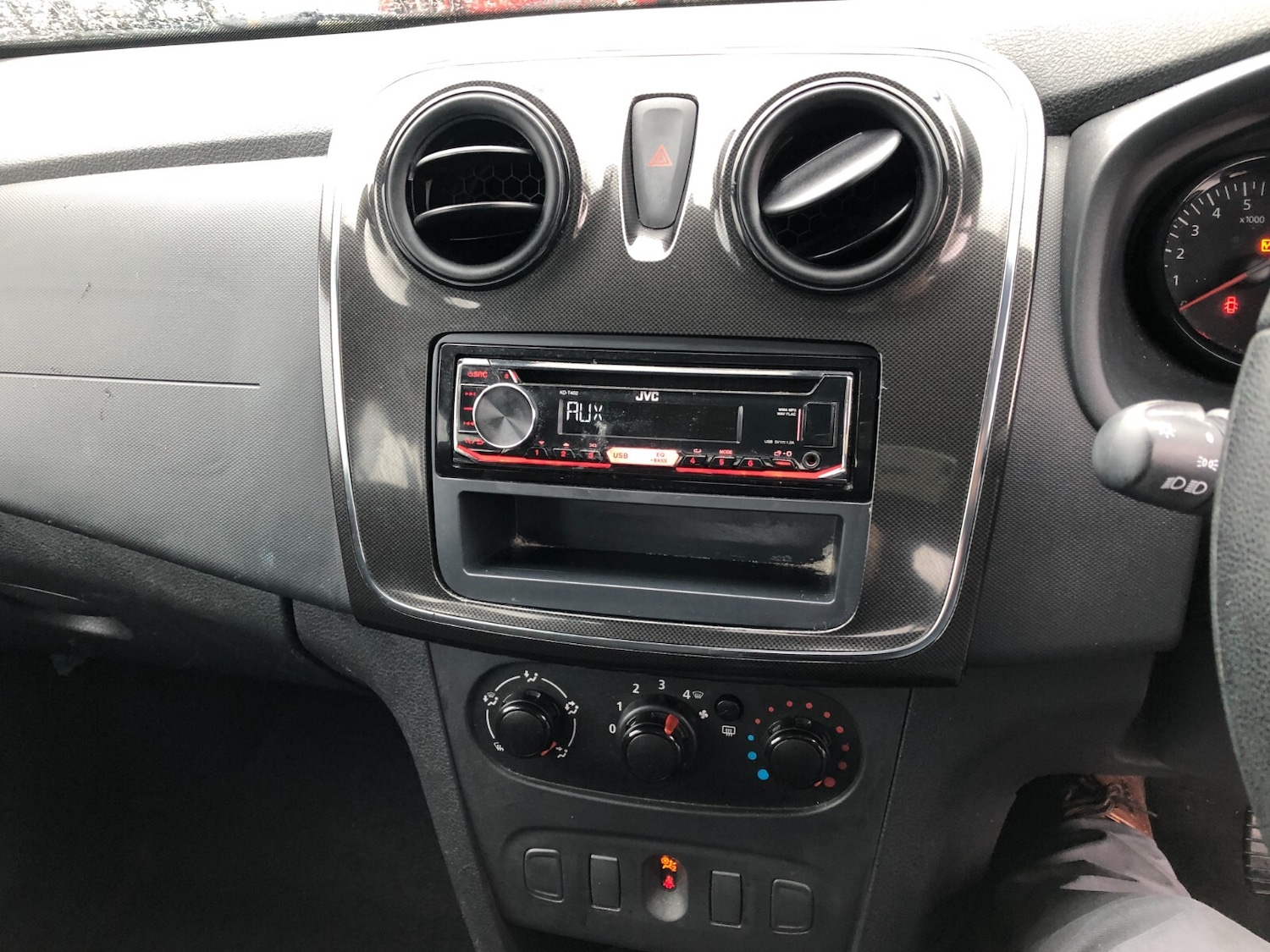 Used Dacia Sandero 2019 for sale - 77685681: Photo 15