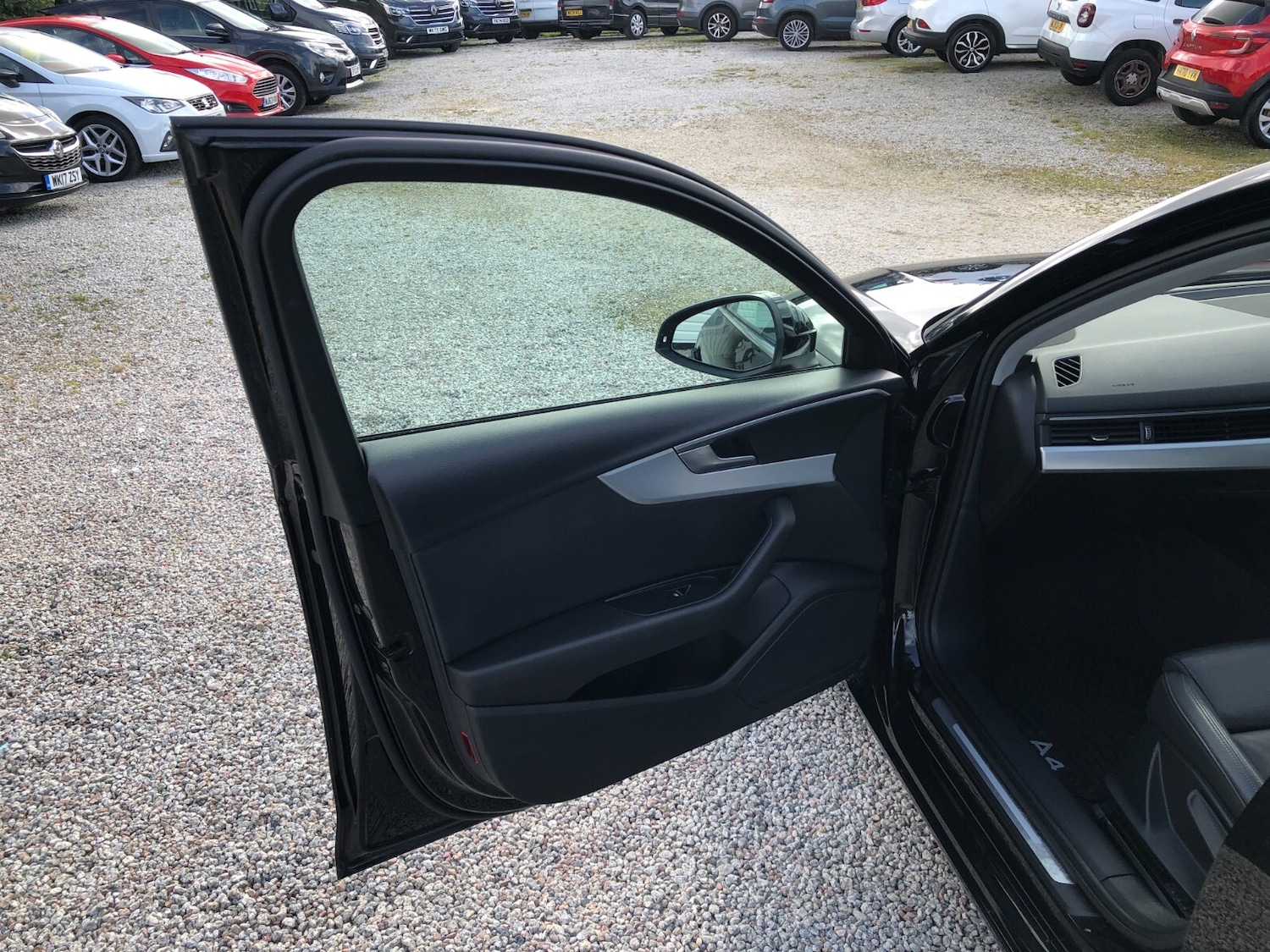 Used Audi A4 2018 for sale - 75886870: Photo 13