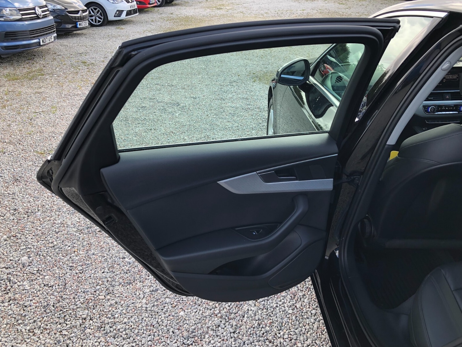 Used Audi A4 2018 for sale - 75886870: Photo 14