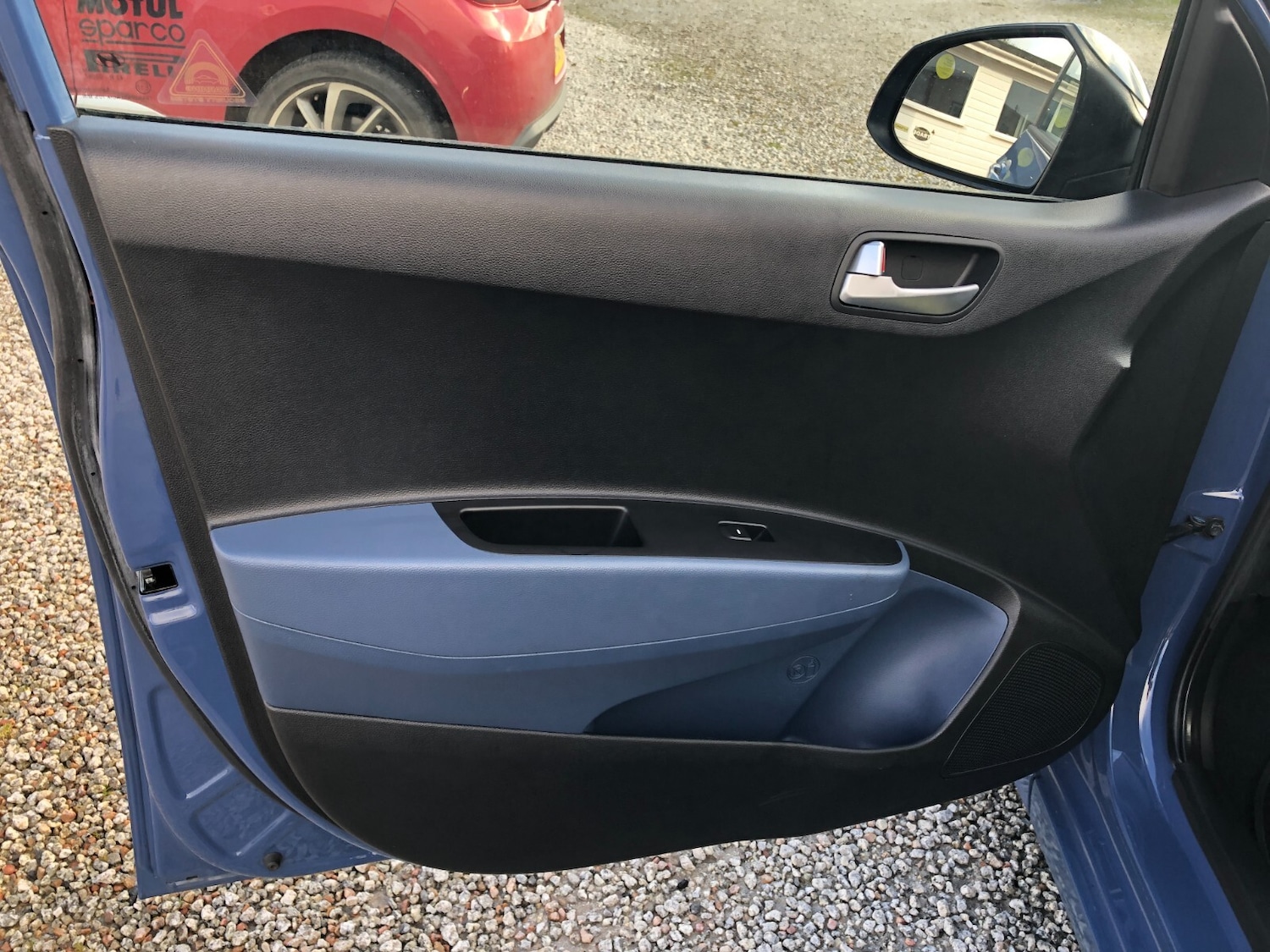 Used Hyundai i10 2015 for sale - 77087564: Photo 15