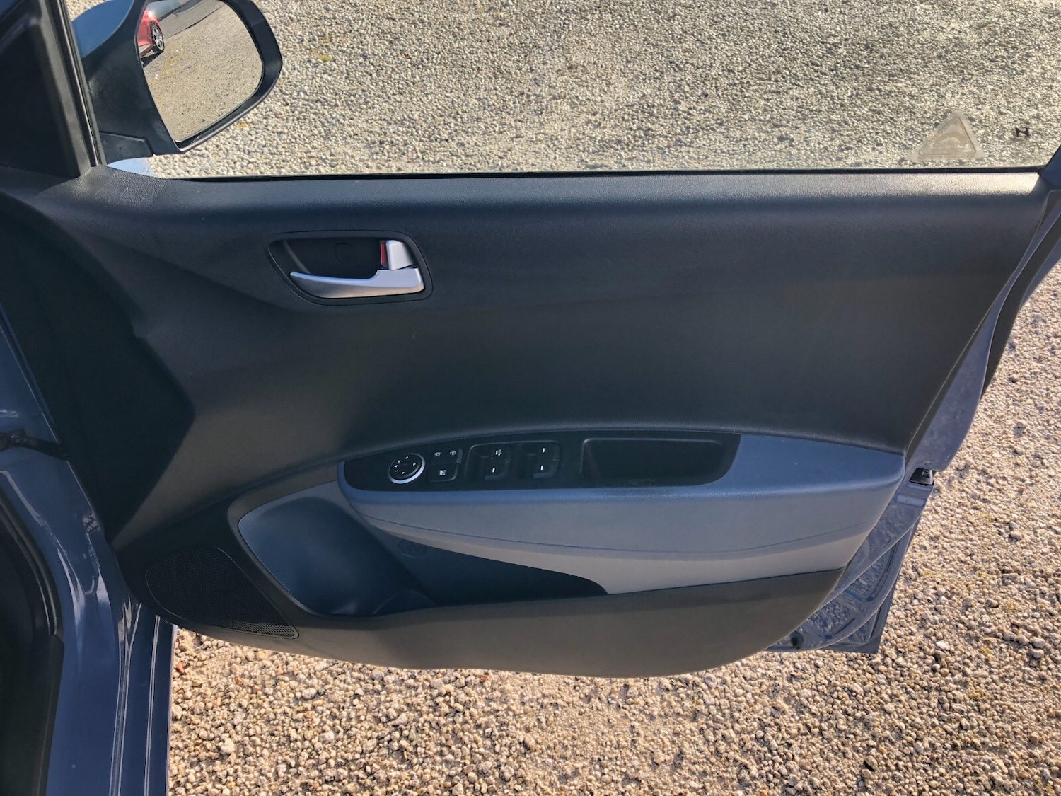 Used Hyundai i10 2015 for sale - 77087564: Photo 16