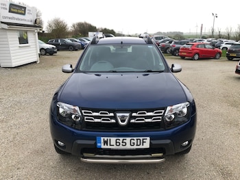 Used Dacia Duster 2015 for sale - 77673876: Photo