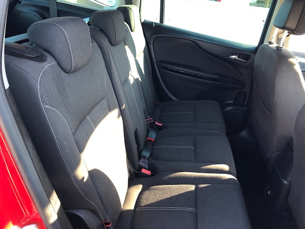 Used Vauxhall Zafira Tourer 2015 for sale - 76302299: Photo 11