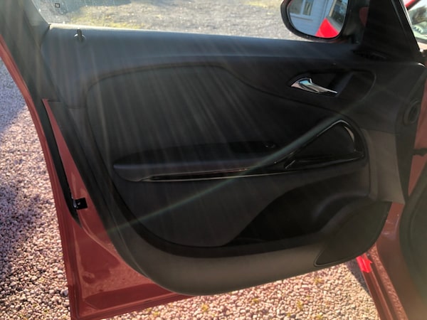 Used Vauxhall Zafira Tourer 2015 for sale - 76302299: Photo 17