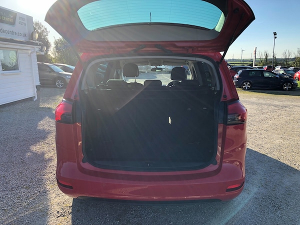 Used Vauxhall Zafira Tourer 2015 for sale - 76302299: Photo 6
