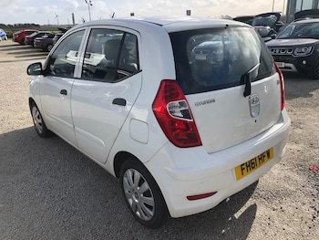 Used Hyundai i10 2012 for sale - 77556884: Photo