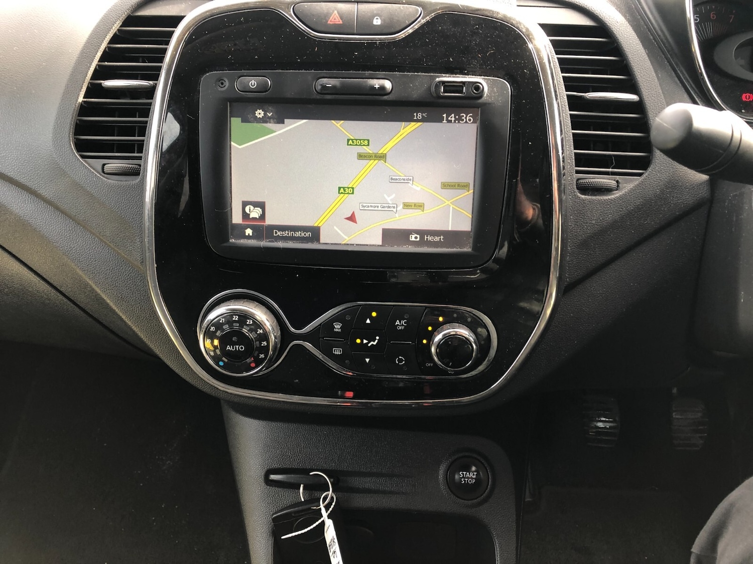 Used Renault Captur 2017 for sale - 76116809: Photo 11