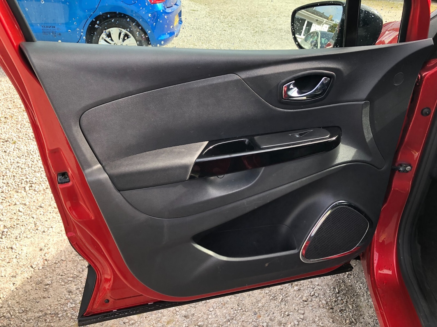 Used Renault Captur 2017 for sale - 76116809: Photo 17