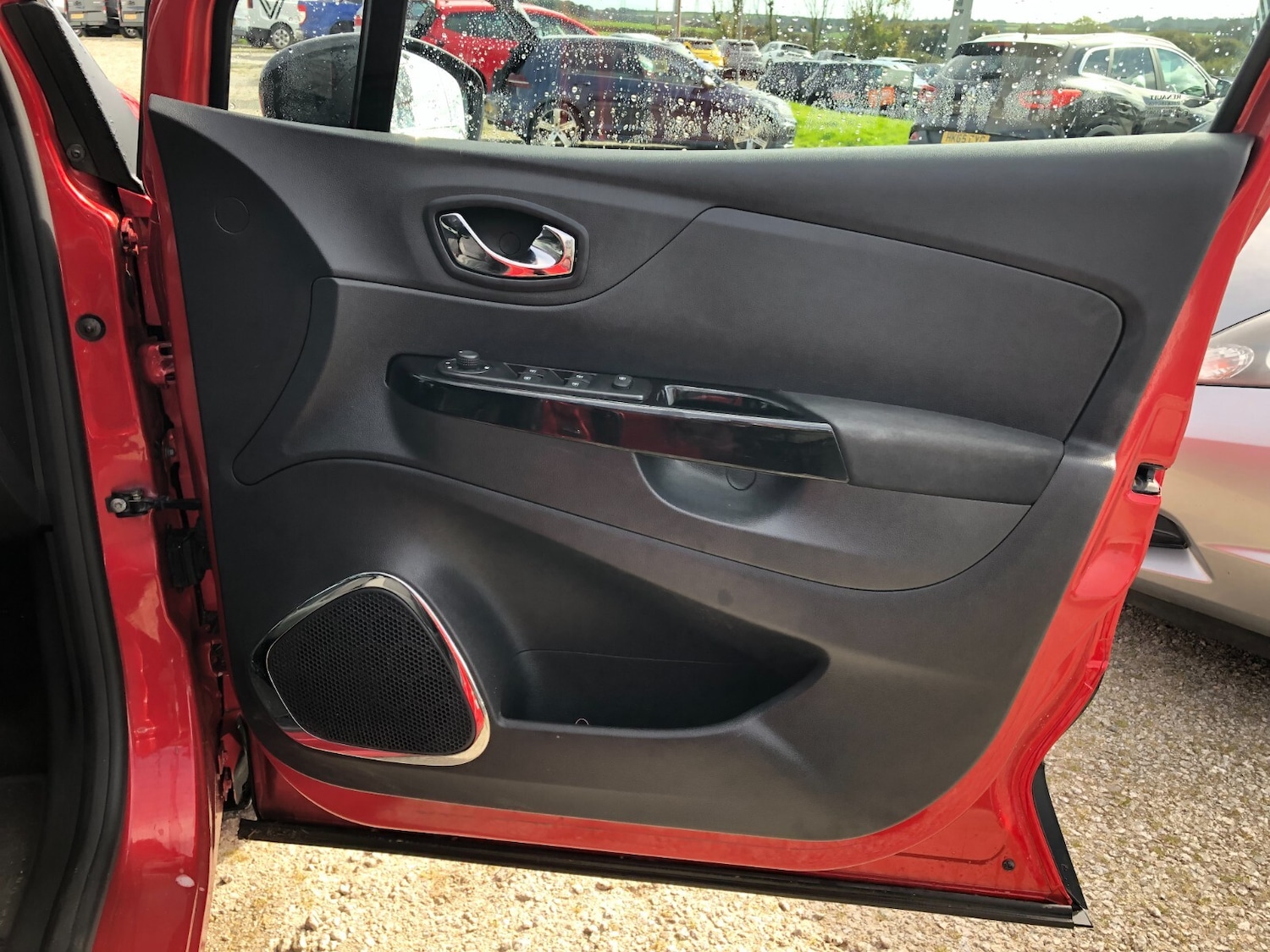Used Renault Captur 2017 for sale - 76116809: Photo 18