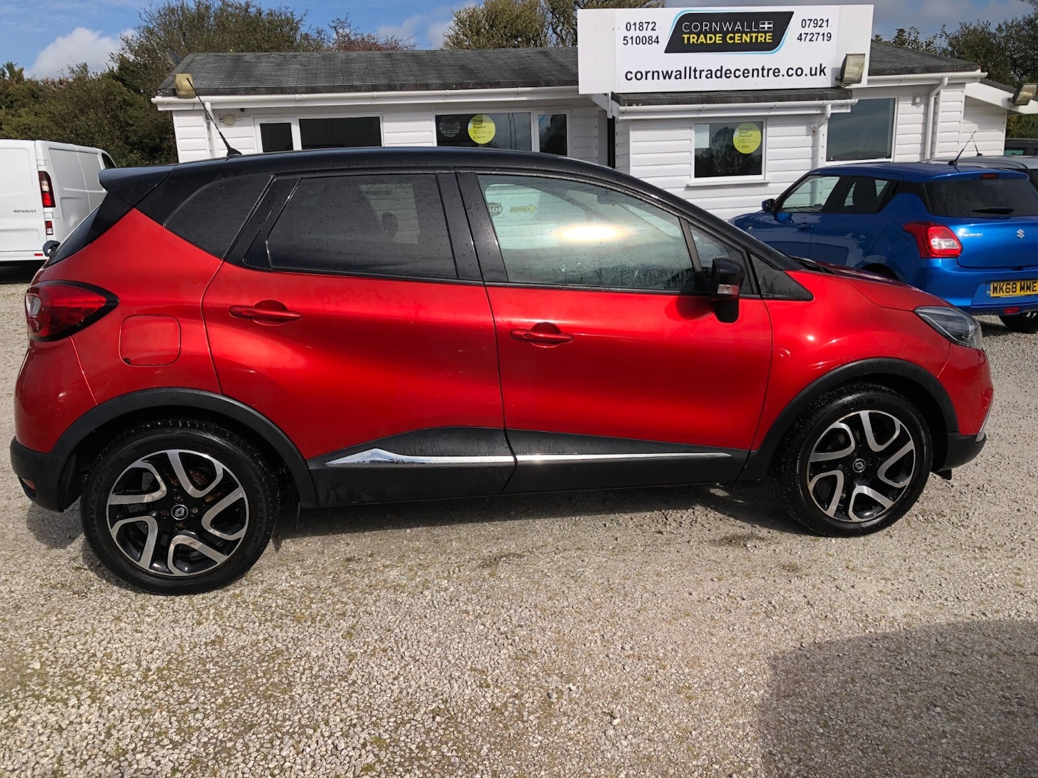 Used Renault Captur 2017 for sale - 76116809: Photo 4