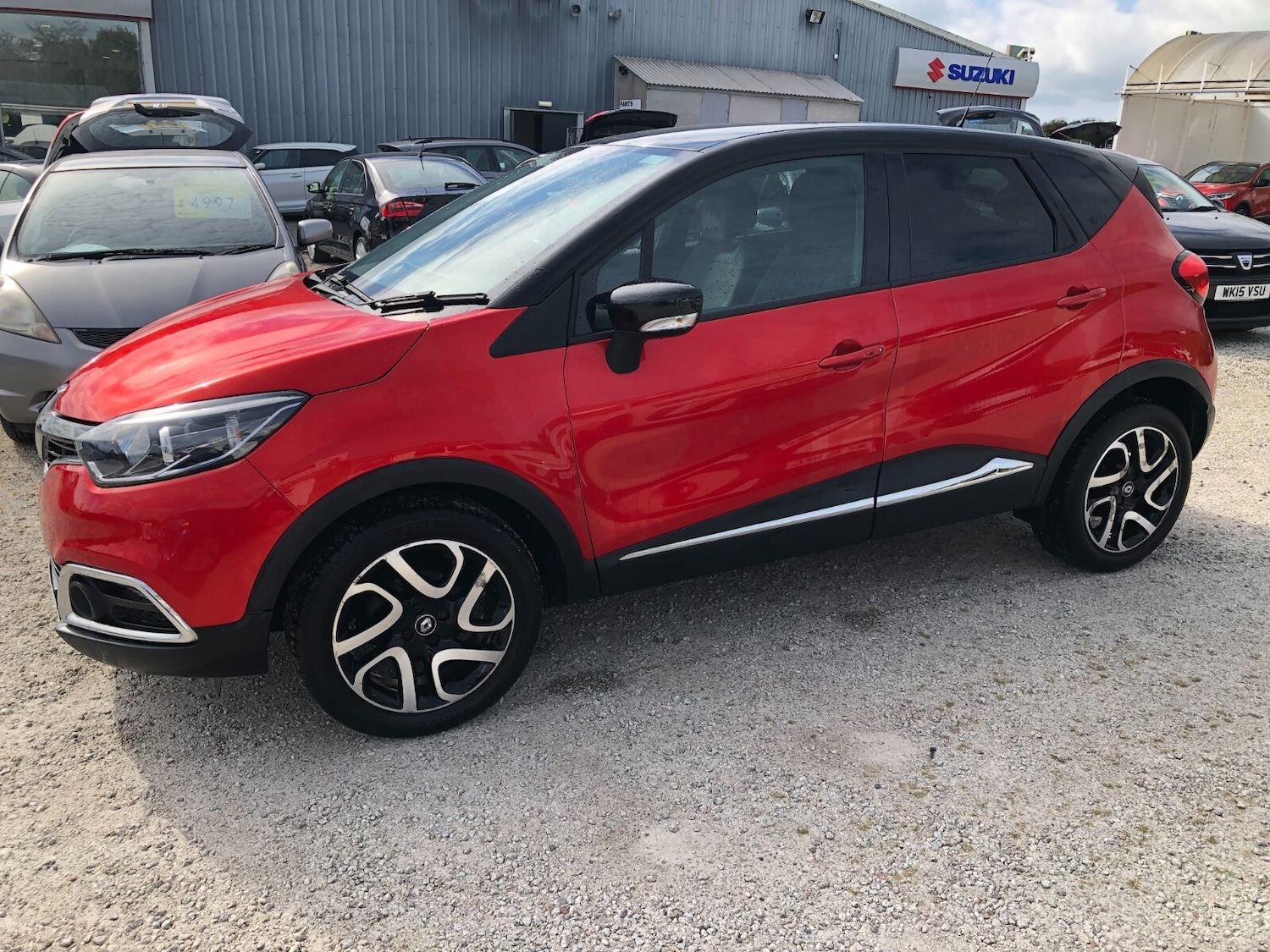 Used Renault Captur 2017 for sale - 76116809: Photo 5