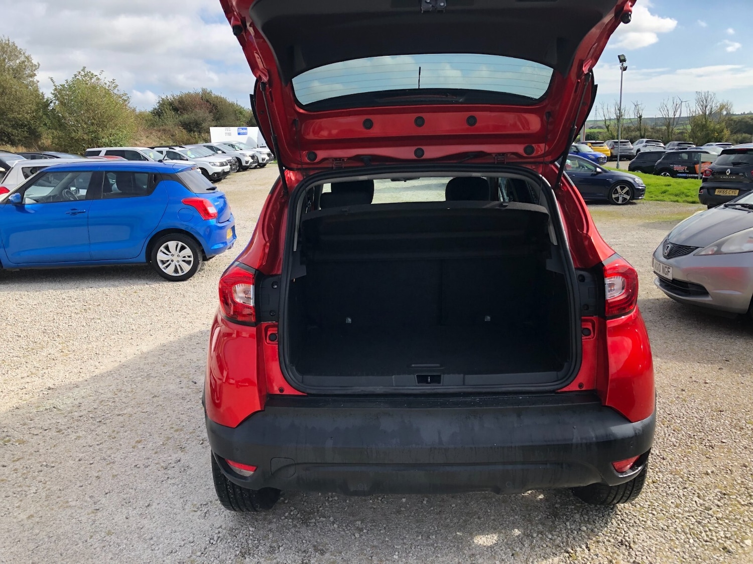 Used Renault Captur 2017 for sale - 76116809: Photo 9