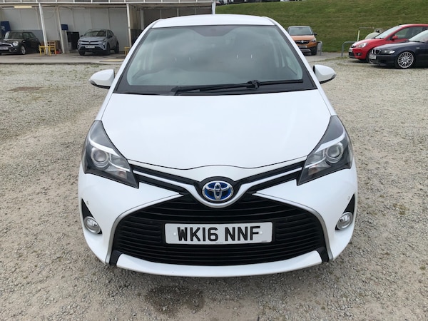 Used Toyota Yaris 2016 for sale - 76289885: Photo 1