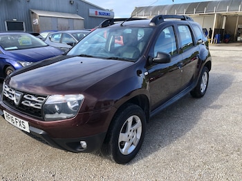 Used Dacia Duster 2016 for sale - 77803857: Photo