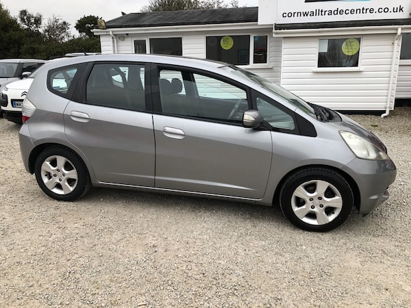 Used Honda Jazz 2010 for sale - 76241750: Photo 4