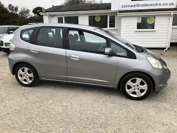 Used Honda Jazz 2010 for sale - 76241750: Photo 4
