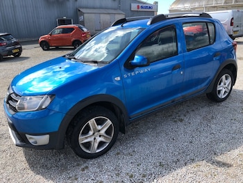 Used Dacia Sandero Stepway 2016 for sale - 75710002: Photo