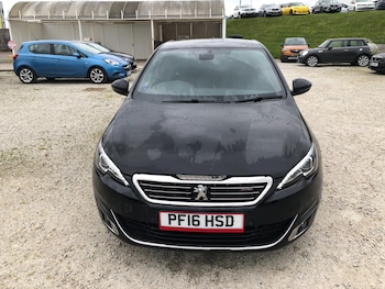 Used Peugeot 308 2016 for sale - 76154624: Photo 4