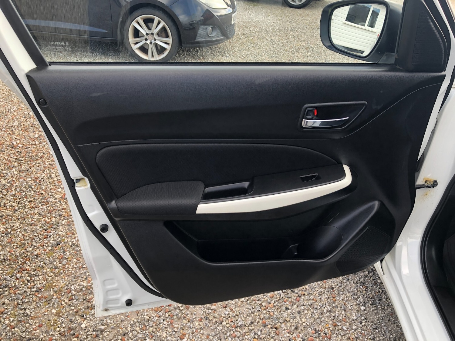 Used Suzuki Swift 2018 for sale - 77393448: Photo 17